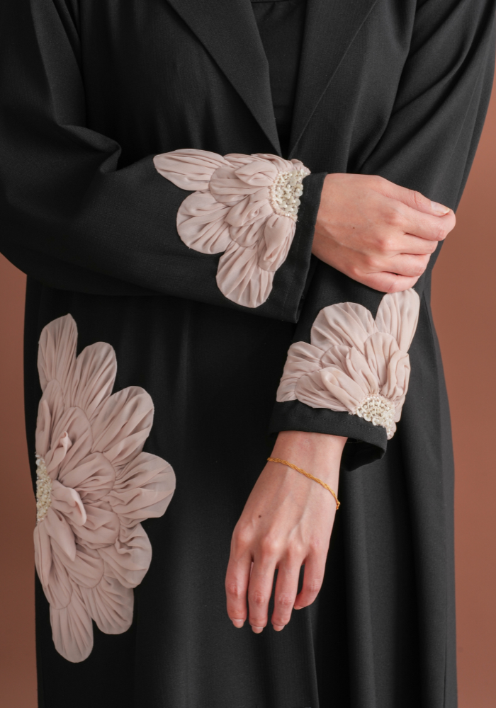 Soft Pua & Chiffon Abaya with Handwork