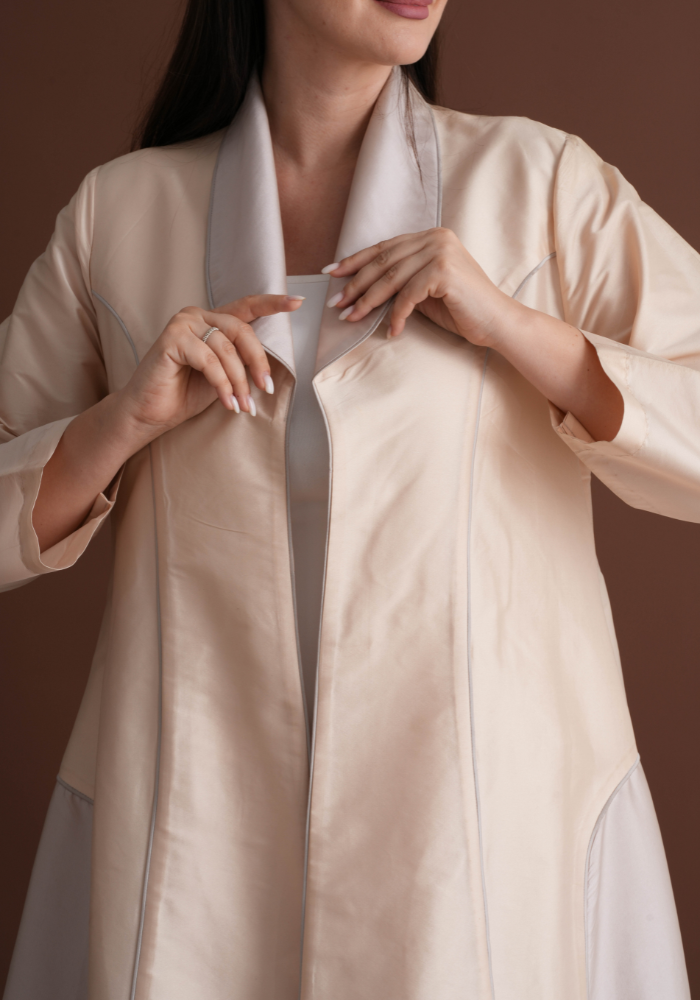 Abaya with Cutting Piping